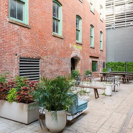 Mint House At The Divine Lorraine Hotel - Filadelfia Esterno foto